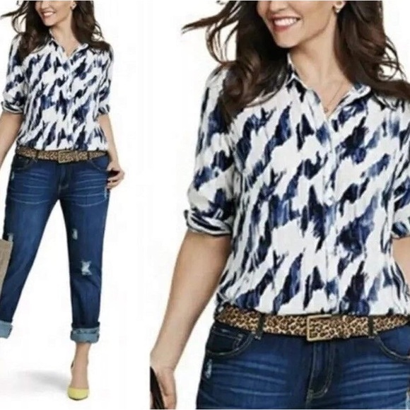 Tops - Cabi Moody Blues Button Blouse